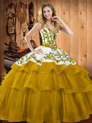 Romantic Gold Vestidos de Quinceanera Organza Sweep Train Sleeveless Embroidery