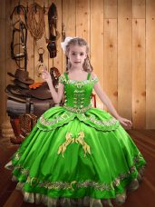 Off The Shoulder Sleeveless Kids Pageant Dress Floor Length Beading and Embroidery Satin