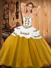 Sleeveless Tulle Floor Length Lace Up Vestidos de Quinceanera in Gold with Embroidery