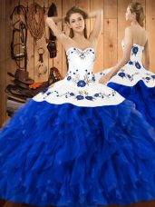 Customized Floor Length Ball Gowns Sleeveless Blue And White Quinceanera Gown Lace Up