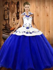 Sleeveless Floor Length Embroidery Lace Up Vestidos de Quinceanera with Blue And White