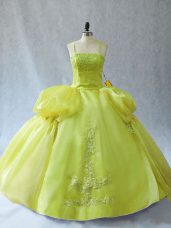 Glittering Yellow Green Sleeveless Appliques Floor Length Ball Gown Prom Dress