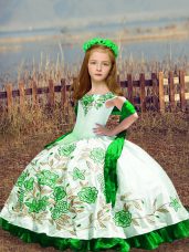 White Off The Shoulder Lace Up Embroidery Pageant Gowns For Girls Sleeveless