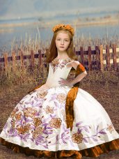 Off The Shoulder Sleeveless Satin Little Girl Pageant Dress Embroidery Lace Up