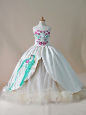 Customized Champagne Sweetheart Neckline Embroidery Little Girl Pageant Gowns Sleeveless Lace Up
