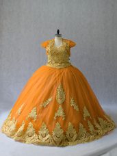 Superior Gold Tulle Lace Up Sweetheart Sleeveless Vestidos de Quinceanera Court Train Appliques