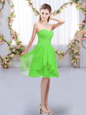Modern Sleeveless Chiffon Knee Length Lace Up Dama Dress for Quinceanera in with Ruffles and Ruching