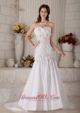 Special A-line / Princess Strapless Hand Made Flowers and Beading Wedding Dress Court Train Taffeta