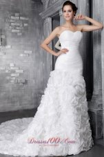 Romantic A-Line / Princess Sweetheart Chapel Train Organza Ruffles Wedding Dress