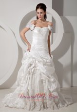 Discount A-line Off The Shoulder Court Train Taffeta Appliques Wedding Dress