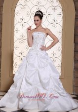 Embroidery With Beading On Satin Strapless Pretty Wedding Dress For 2013 Pick-ups Gown