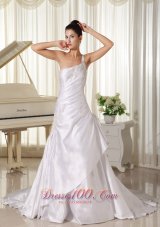 Appliques Decorate One Shoulder and Bust A-line Wedding Dress In California