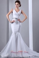 Fashionable Mermaid V-neck Court Train Satin and Organza Bow Wedding Dress