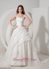 Elegant A-line Sweetheart Wedding Dress Organza Appliques Court Train