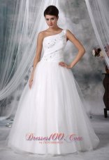 Fort Madison Iowa One Shoulder Beaded Decorate Up Bodice Taffeta and Organza Wedding Dress For 2013