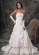 Beautiful A-Line / Princess Strapless Court Train Satin Appliques Wedding Dress