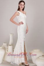 White Column/Sheath One Shoulder Floor-length Lace Beading Wedding Dress