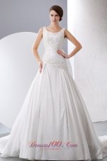 Elegant A-line Scoop Chapel Train Taffeta Appliques Wedding Dress