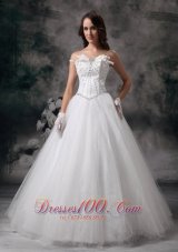 Beautiful A-line Strapless Floor-length Tulle Beading Wedding Dress