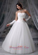 Manchester Iowa Appliques With Beading A-line Sweetheart Neckline Tulle 2013 Wedding Dress