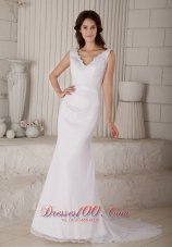 Sexy Mermaid V-neck Court Train Lace Wedding Dress