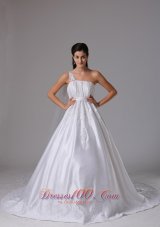 Customize A-line One Shoulder 2013 Wedding Dress Embroidery and Ruch In Madison Connecticut