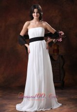 Custom Made White Chiffon Brush Train Low Cost Wedding Dress With Black Belt Decorate In Safford Arizona