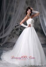 West Branch Iowa Appliques Decorate Bust A-line Bowknot Chapel Train Organza Wedding Dress For 2013