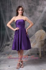 2013 Customize Eggplant Purple Knee-length Bridesmaid Dress A-line Strapless