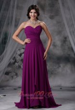 Cheap Sibley Iowa Ruched Decorate Bodice Purple Chiffon Brush Train Sweetheart Neckline 2013 Prom / Evening Dress