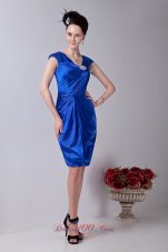 Royal Blue Column V-neck Knee-length Taffeta Beading Prom / Homecoming Dress
