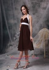 Brown Column Halter Cheap Bridesmaid Dress Chiffon Ruch Knee-length