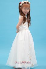 New White A-line V-neck Floor-length Organza Appliques Flower Girl Dress