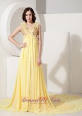 Plus Size Perfect Light Yellow Empire Evening Dress V-neck Chiffon Hand Flowers Court Train