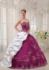 New Beautiful Bright Purple and White Sweet 16 Dress Sweetheart Satin and Taffeta Embroidery Ball Gown