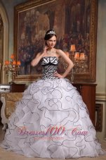 Popular The Super Hot White Quinceanera Dress Sweetheart Organza Embroidery Ball Gown
