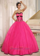 Hot Pink Sweetheart Qunceanera Dress With Beaded Decorate Oganza In Cochabamba Pretty