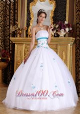Cheap Vintage White Sweet 16 Dress Strapless Satin and Tulle Appliques Ball Gown