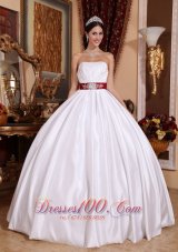 Cheap New White Quinceanera Dress Strapless Taffeta Sashes / Ribbons Ball Gown