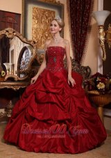 Puffy Beautiful Wine Red Quinceanera Dress Strapless Taffeta Beading Ball Gown