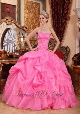 Puffy Wonderful Rose Pink Quinceanera Dress Strapless Organza Appliques Ball Gown