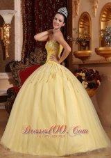 Puffy Beautiful Light Yellow Quinceanera Dress Sweetheart Tulle Beading Ball Gown