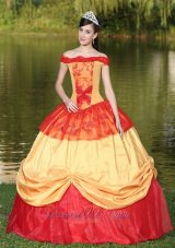 2013 Colorful Off The Shoulder Neckline For Quinceanera Dress With Appliques