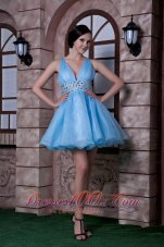 Sweet Aqua Blue A-line V-neck Prom / Homecoming Dress Organza Beading Mini-length