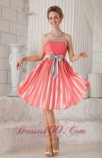 Watermelon Column / Sheath Strapless Knee-length Elastic Woven Satin Bow Prom Dress