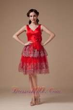 Luxurious Red A-line Prom Dress V-neck Satin Beading Knee-length