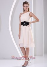 Elegant One Shoulder Champagne Chiffon Knee-length Dress For Prom Party Hand Made Flower Belt  Dama Dresses