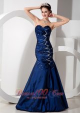 2013 Exquisite Navy Blue Mermaid Evening Dress Sweetheart Taffeta Beading and Ruch Floor-length