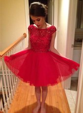 Stylish Tulle Cap Sleeves Knee Length Cocktail Dresses and Beading
