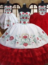 Vintage Three Piece Sleeveless Embroidery and Ruffled Layers Lace Up Ball Gown Prom Dress